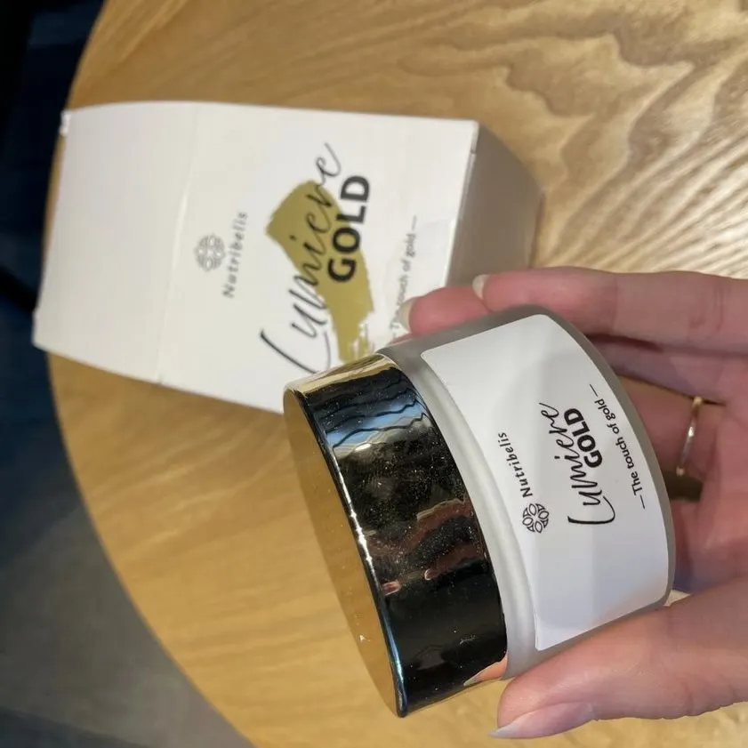 Lumière Gold — Foto