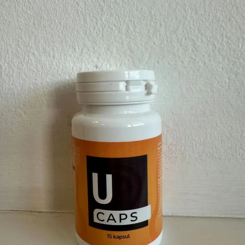 U Caps — fotografija 1