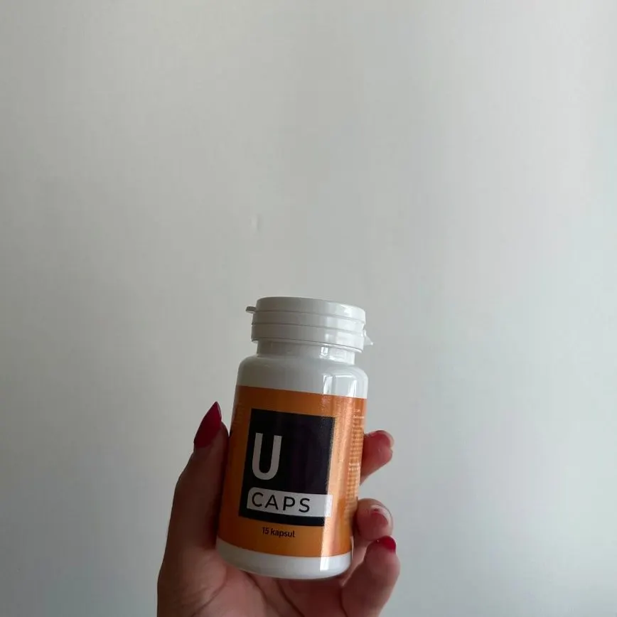 U Caps — fotografija 2